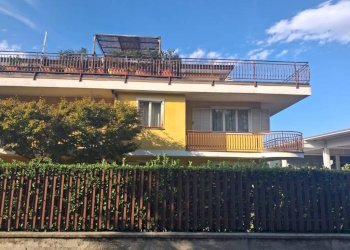 Facciata - Four-room apartment via Vecchia di Cuneo, 59, Borgo San Dalmazzo - photo 4