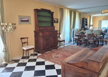 Sala da pranzo - Four-room apartment via Vecchia di Cuneo, 59, Borgo San Dalmazzo - photo 15
