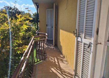 Balcone - Four-room apartment via Vecchia di Cuneo, 59, Borgo San Dalmazzo - photo 17