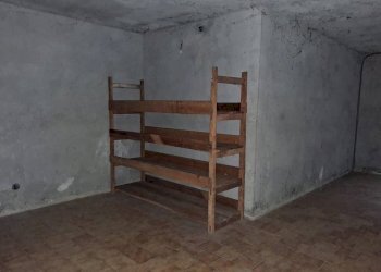 Cantina - Four-room apartment via Vecchia di Cuneo, 59, Borgo San Dalmazzo - photo 44