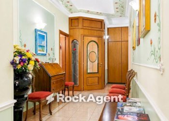 Ingresso - Appartamento corso Duca degli Abruzzi, 79, Torino (zona Crocetta) - foto 6