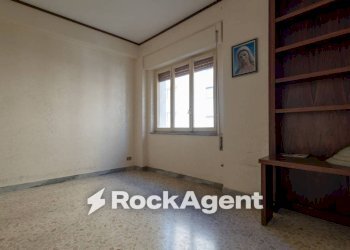 Cucina - Appartamento via Raffaele Teti, 73, Catanzaro - foto 13