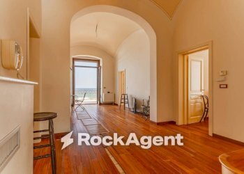 Ingresso - Villa Lungomare Cristoforo Colombo, 240, Bari (zona Santo Spirito) - foto 32