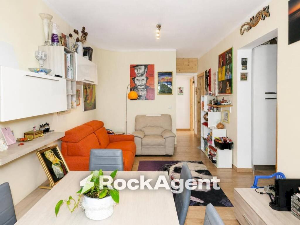Salone - Three-room apartment via Elcetina, 19, Santa Marinella - photo 2
