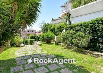 Giardino - Three-room apartment via Elcetina, 19, Santa Marinella - photo 27