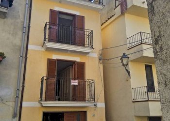 Facciata - Casa indipendente via Cirillo, 42, Mammola - foto 1