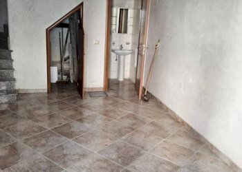 Stanza non arredata - Casa indipendente via Cirillo, 42, Mammola - foto 16