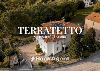 Vista - Independent house Sobborgo San Nicolò, 22, Montecarotto - photo 1