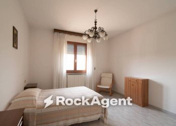 Camera da letto - Independent house Sobborgo San Nicolò, 22, Montecarotto - photo 21