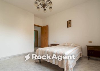 Camera da letto - Independent house Sobborgo San Nicolò, 22, Montecarotto - photo 22