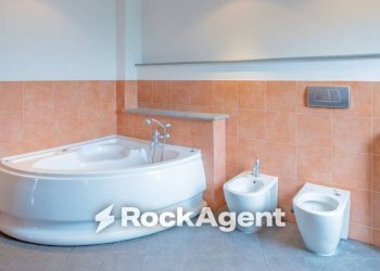 Bagno - Appartamento via Pietro Micca, 3, Asti - foto 12
