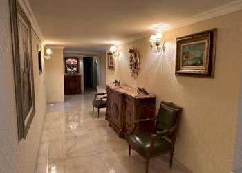 Corridoio - Villa via Kenia, Roma (neighborhood EUR) - photo 9