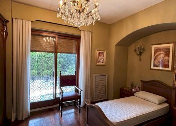 Camera da letto - Villa via Kenia, Roma (neighborhood EUR) - photo 11