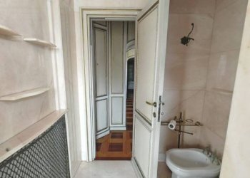 Bagno - Villa via Kenia, Roma (neighborhood EUR) - photo 26
