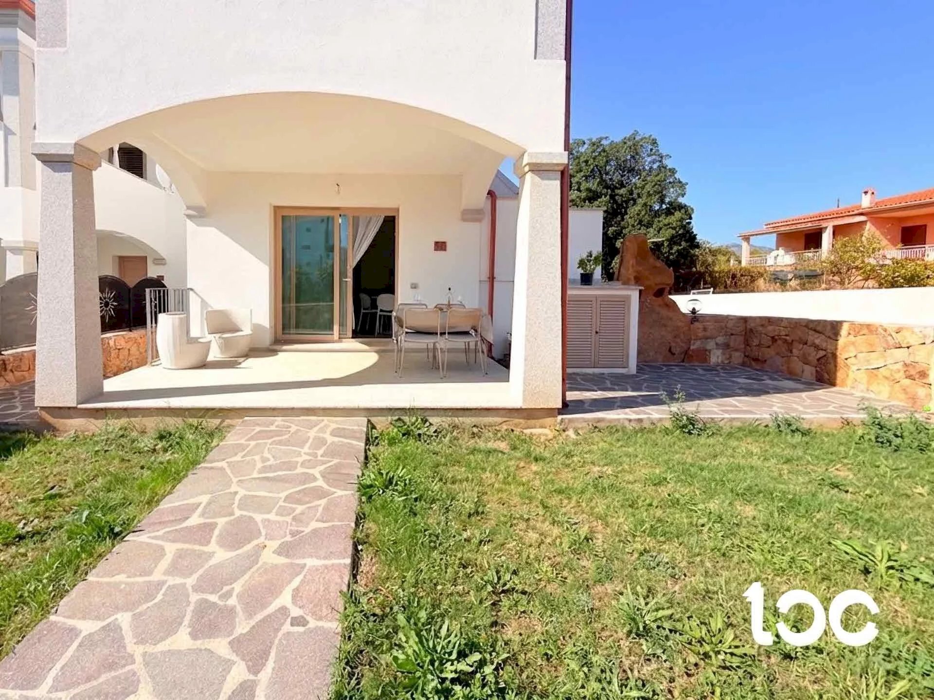 Three-room apartment Budoni - photo 3