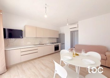 Three-room apartment Budoni - photo 8