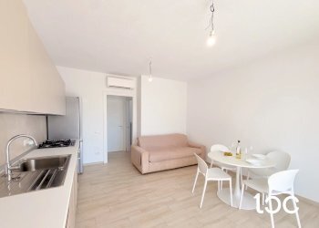 Three-room apartment Budoni - photo 11