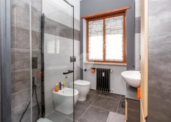 Three-room apartment Via Castagnevizza, Collegno - photo 14