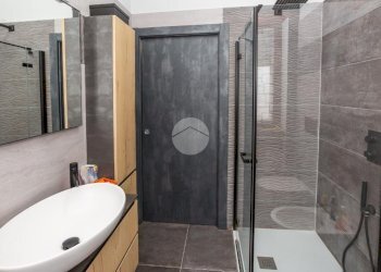 Three-room apartment Via Castagnevizza, Collegno - photo 15
