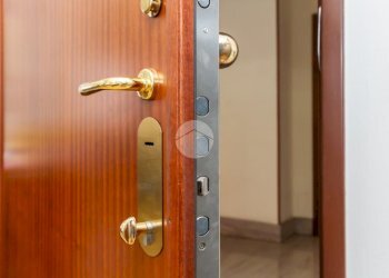 Three-room apartment Via Castagnevizza, Collegno - photo 23