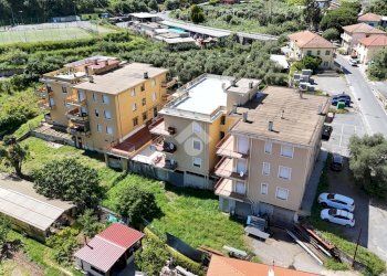 Two-room apartment Via Pietrabruna, San Lorenzo al Mare - photo 2