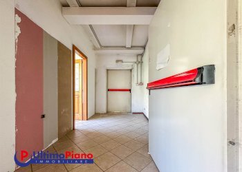 Shop Località Teppe, Quart - photo 15