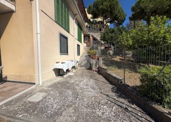 Four-room apartment Via generale rossi, Bordighera - photo 27
