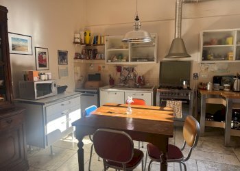 CUCINA - Appartamento Piazza Giosuè Carducci 4, 4, Bologna (zona Santo Stefano) - foto 20