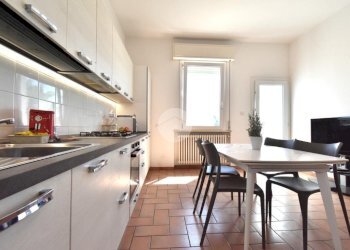 Casa indipendente Via Provinciale le Uso, Borghi - foto 1