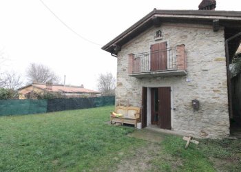 Independent house Via Magliatica, Baiso - photo 1