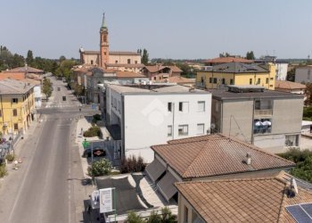 Casa semi indipendente Via di Renazzo, Cento - foto 2