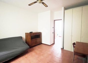 Two-room apartment Strada Massimo D'Azeglio, Parma (neighborhood Oltretorrente) - photo 5