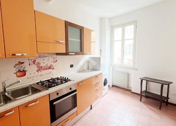 Two-room apartment Strada Massimo D'Azeglio, Parma (neighborhood Oltretorrente) - photo 9