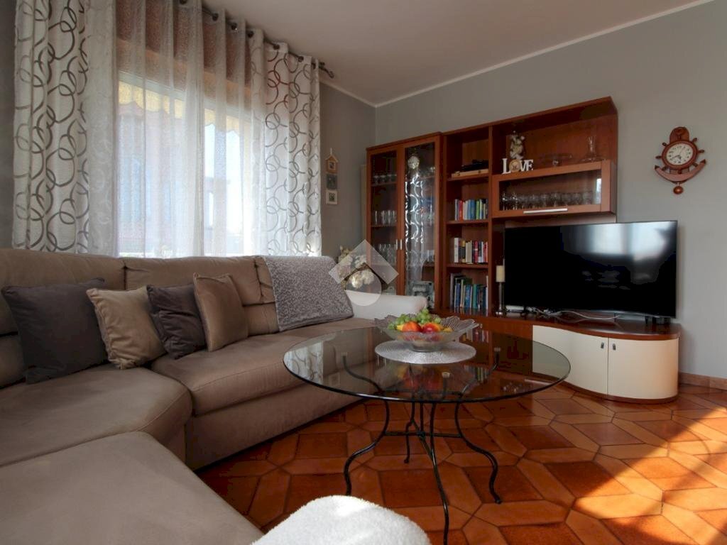 Trilocale Via San Giuseppe Cottolengo, Canegrate - foto 2