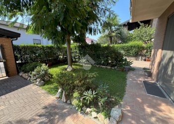 Porzione di casa Viale Beato Quagliotti, Cameri - foto 29