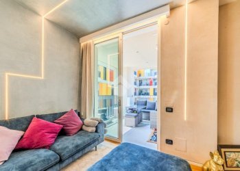 Three-room apartment Viale Giovanni Suzzani, Milano (neighborhood Bicocca) - photo 4