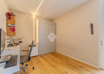 Three-room apartment Viale Giovanni Suzzani, Milano (neighborhood Bicocca) - photo 17