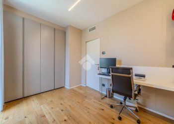 Three-room apartment Viale Giovanni Suzzani, Milano (neighborhood Bicocca) - photo 19
