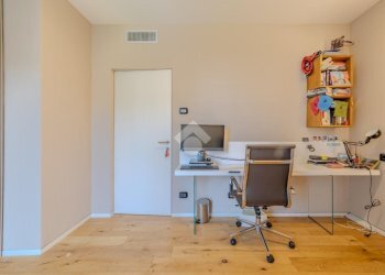 Three-room apartment Viale Giovanni Suzzani, Milano (neighborhood Bicocca) - photo 20