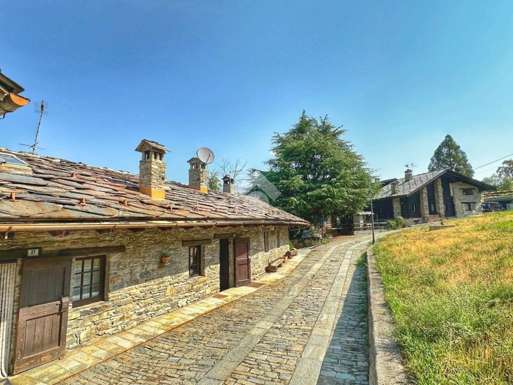 Trilocale Frazione Perriail, Gressan - foto 1