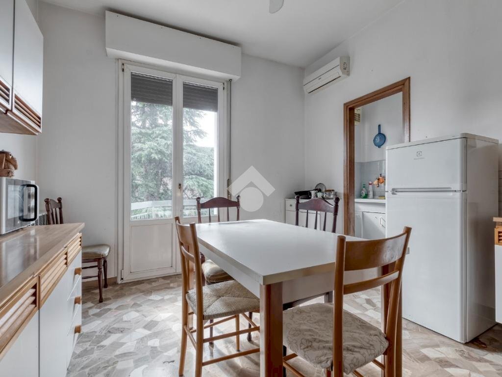 Four-room apartment Via don giovanni fornasini, Bologna (neighborhood Arcoveggio) - photo 2