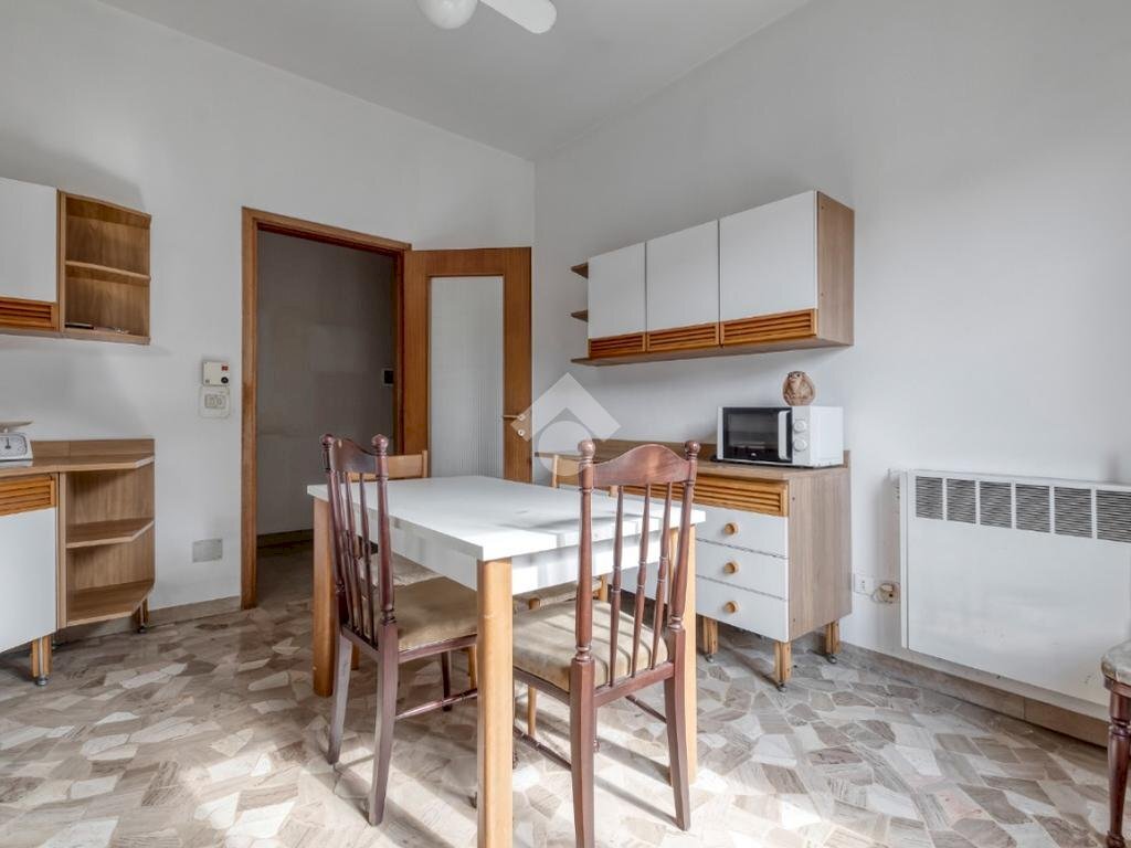 Four-room apartment Via don giovanni fornasini, Bologna (neighborhood Arcoveggio) - photo 3
