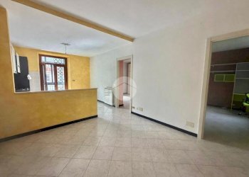 Quadrilocale Via Santuario, Savona (zona Santuario) - foto 2