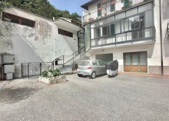 Quadrilocale Via Santuario, Savona (zona Santuario) - foto 15