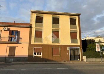 Three-family Villa Corso Milano, Novara - photo 17