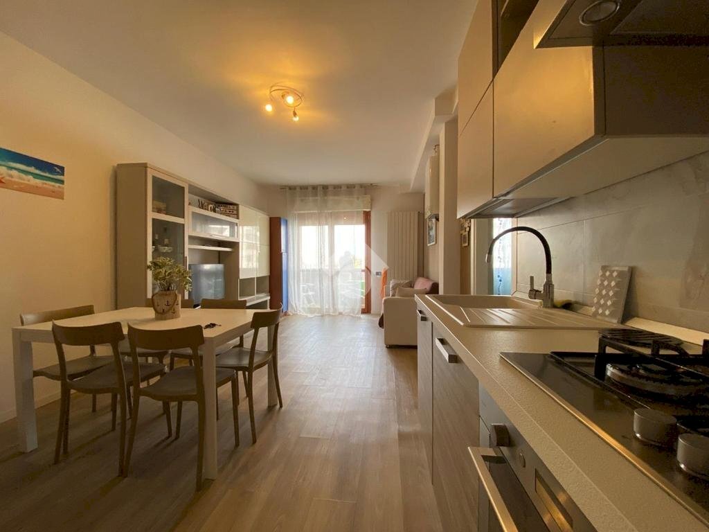 Trilocale Viale Gioacchino Rossini, Ravenna (zona Lido Adriano) - foto 2