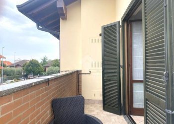 Four-room apartment Via G. Papini, Casorezzo - photo 9