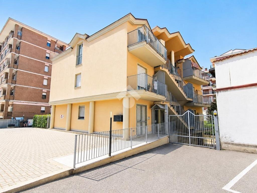 Bilocale Via Giachino Traversa, Bra - foto 1