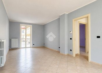 Bilocale Via Giuseppe Lenti, Bra - foto 2