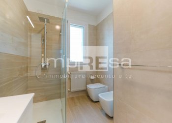 bagno - Three-room apartment via Bakhita, Mirano - photo 10